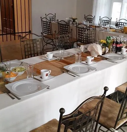 Biskupi 라시보르츠